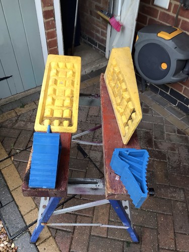 Fiamma caravan levelling ramps - caravan,